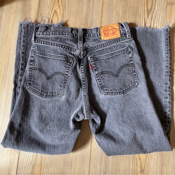 Levi's Wedgie Straight Leg Jean That Girl SIZE 26 - Picture 12 of 13